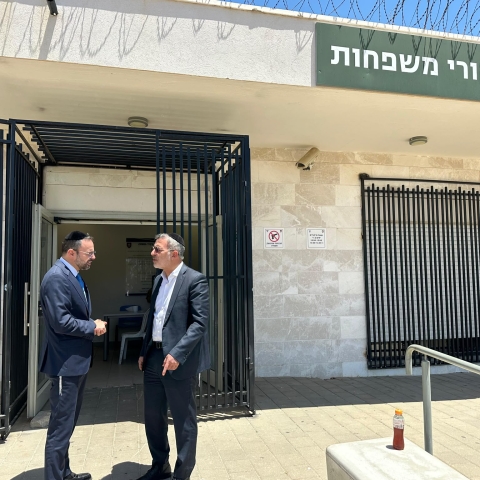 סרבני גיוס מקבלים גב מח"כ אוריאל בוסו - חדשות בפתח תקווה