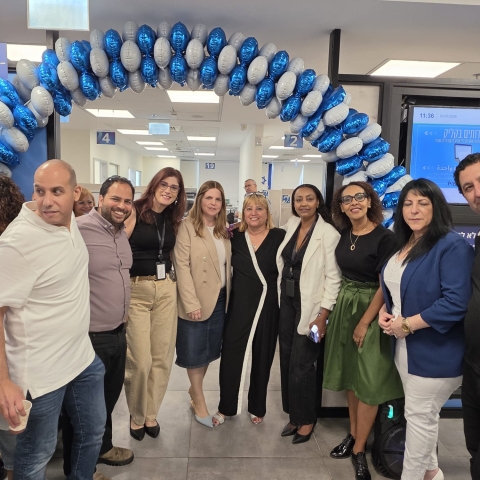 אהובה אשואל, סגנית מנהל לשכת האוכלוסין בפתח תקווה, סיימה את תפקידה לאחר 50 שנות שירות - חדשות בפתח תקווה