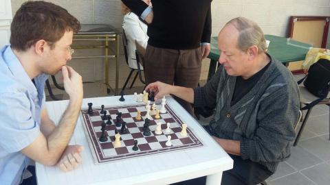 רב אמן יהודה גרינפלד - חיי זוהר בפתח תקווה