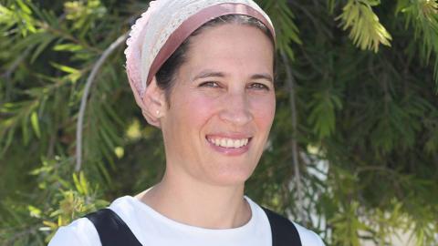 נבחרה בעזרת ה' - חיי זוהר בפתח תקווה