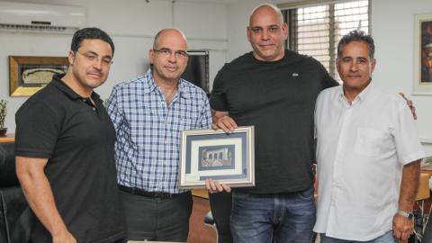 פרידה מהמפקד - חיי זוהר בפתח תקווה