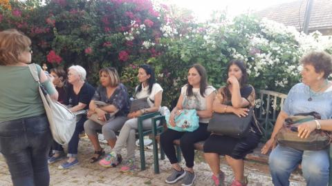 נשים אכפ"תיות בעקבות אהוד מנור - חיי זוהר בפתח תקווה