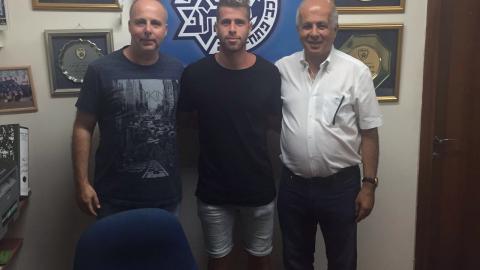 גיא מלמד חתם לשנתיים במכבי - ספורט בפתח תקווה