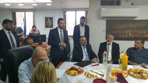 יום לפני ישיבת מועצת העיר - חדשות בפתח תקווה