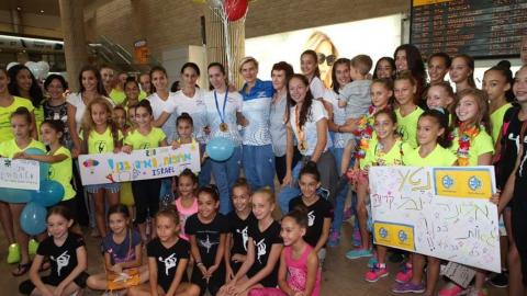 בנות ההתעמלות האומנותית חזרו ארצה - ספורט בפתח תקווה