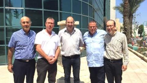 יו"ר ההסתדרות, אבי ניסקורן ויו"ר - חדשות בפתח תקווה