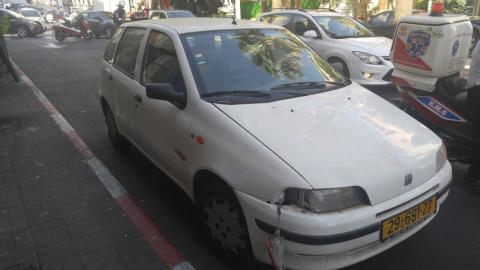 הולכת רגל נפגעה מרכב ברחוב - חדשות בפתח תקווה