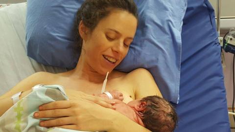 התינוקת הראשונה מהעיר הראשונה - חדשות בפתח תקווה