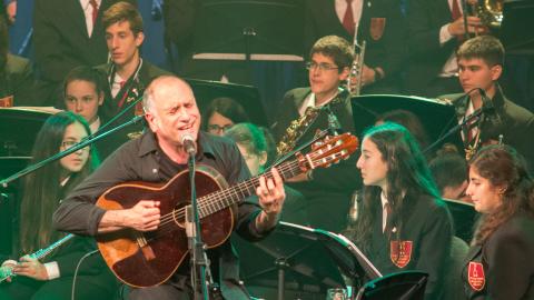 דיויד ברוזה הופיע מתחת לשמים - תרבות ופנאי בפתח תקווה