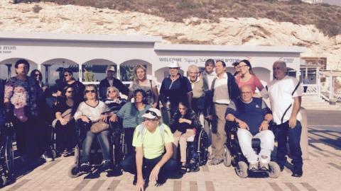טיול לראש הנקרה – מועדון - קהילות בפתח תקווה