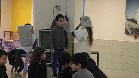 שישי בש"ש  ב"דבורה עומר" - חינוך בפתח תקווה