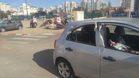 אם וביתה התינוקת נפצעו קל - חדשות בפתח תקווה
