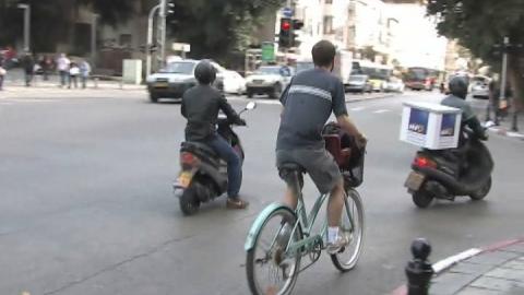 אפילו שרק קילומטר מהבית - - חדשות בפתח תקווה