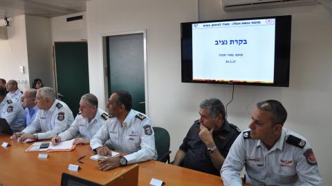 נציב כבאות והצלה ביקר בתחנת - חדשות בפתח תקווה