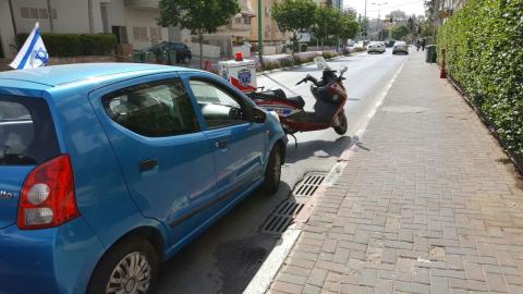 הולכת רגל נפצעה קל מרכב - חדשות בפתח תקווה