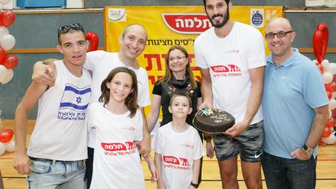מה-NBA לפ"ת: עמרי כספי הגיע - ספורט בפתח תקווה