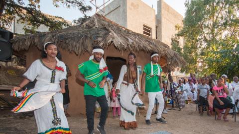 "חזרה לשורשים" – פרויקט יחודי - קהילות בפתח תקווה