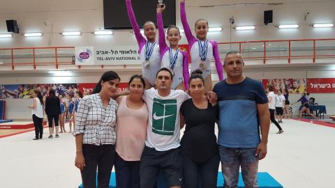 שוות זהב - אמיליה בביץ, - ספורט בפתח תקווה