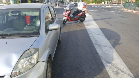 הולכת רגל נפצעה קל מרכב - חדשות בפתח תקווה