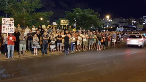 אלפים במחאה במוצ"ש ובהם דפני - חדשות בפתח תקווה