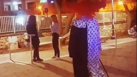 זהירות ליצנים! בני נוער מתחפשים - חדשות בפתח תקווה