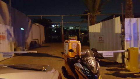 פועל נפצע בינוני תוך כדי - חדשות בפתח תקווה