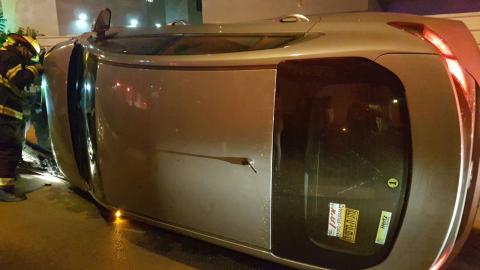 נהג רכב בן 19 נפצע - חדשות בפתח תקווה
