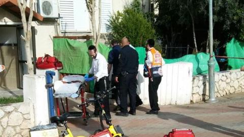 גבר דקר את אשתו ואת - חדשות בפתח תקווה