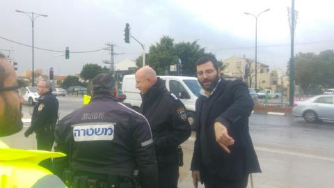 מפגינים נגד תכנית הבנייה בסירקין - חדשות בפתח תקווה