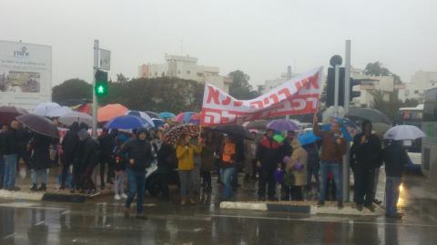 מפגינים נגד תכנית הבנייה בסירקין - חדשות בפתח תקווה