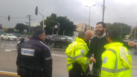מפגינים נגד תכנית הבנייה בסירקין - חדשות בפתח תקווה