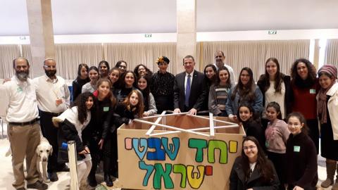 משלוח המנות הכי גדול בסימן - אוכל בפתח תקווה