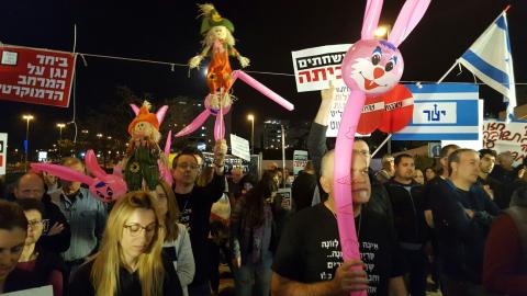 פרופ' ירון זליכה בכיכר גורן - חדשות בפתח תקווה