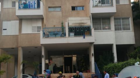 שריפה בלובי של בניין מגורים - חדשות בפתח תקווה