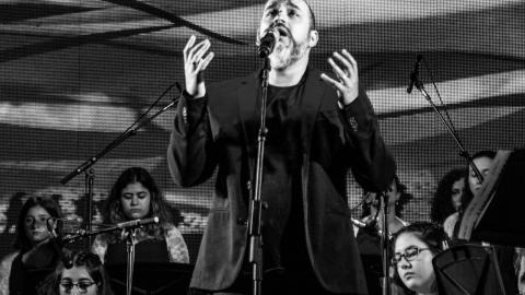 בערב יום הזיכרון בפארק הגדול: - תרבות ופנאי בפתח תקווה