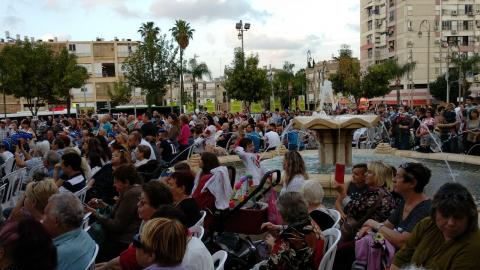 צעדת הניצחון של הוטרנים במרכז - קהילות בפתח תקווה