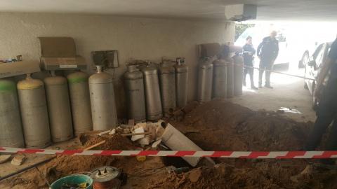 עמוד בטון ברחוב רוטשילד התמוטט - חדשות בפתח תקווה