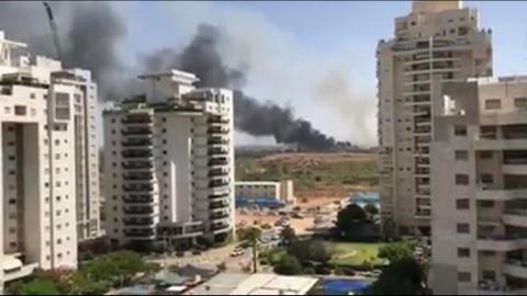 שריפות בשני מוקדים - בכביש - חדשות בפתח תקווה