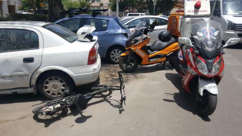 רוכב אופניים חשמליים נפצע בינוני - חדשות בפתח תקווה