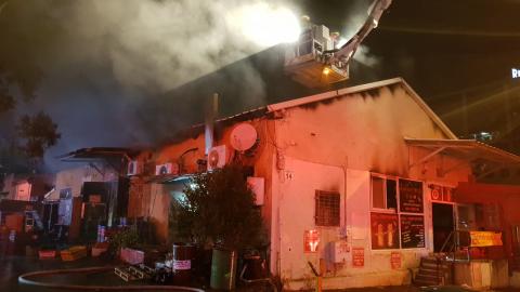 הלילה ברחוב אפעל: מבנה תעשייה - חדשות בפתח תקווה