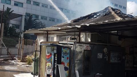 שריפה בחנות מצברים ברחוב הסיבים - חדשות בפתח תקווה