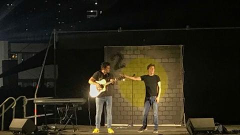 מוצ''ש בספורטן פ''ת: גרייניק ואלתרמן - תרבות ופנאי בפתח תקווה