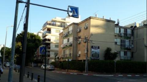חלקים מתמרור קרסו וכמעט נפלו - חדשות בפתח תקווה