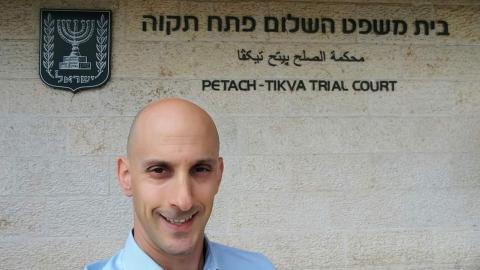 לאחר שפרסמה פוסט נגד רועי - חדשות בפתח תקווה