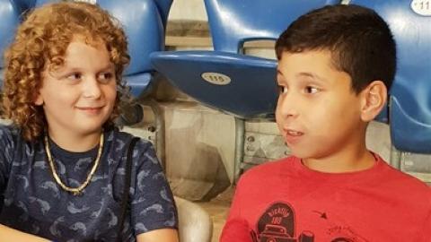 במשחק תחרות וביציע שלום: פרשני - ספורט בפתח תקווה