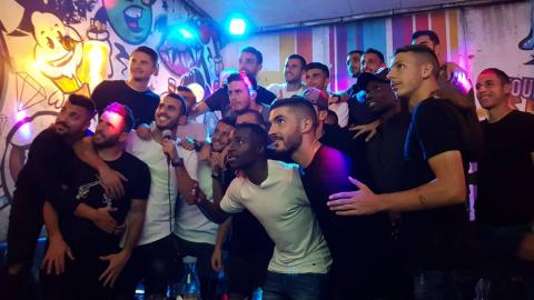 מוצ"ש בהפועל פ"ת: שירים לפני - חיי זוהר בפתח תקווה