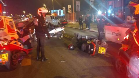 רוכב אופנוע נפצע בתאונה ברחוב - חדשות בפתח תקווה