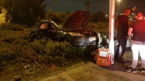 3 פצועים בתאונת דרכים בכביש - חדשות בפתח תקווה