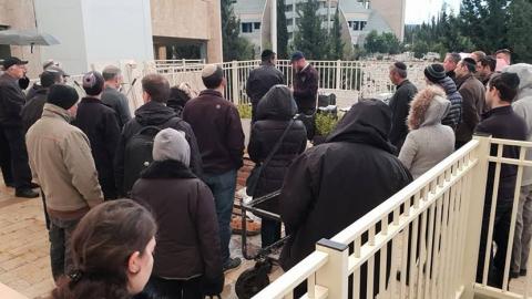 שרד את השואה ואת הקרב - חדשות בפתח תקווה