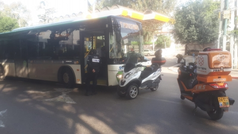 5 נוסעי אוטובוס נפצעו בתאונת - חדשות בפתח תקווה